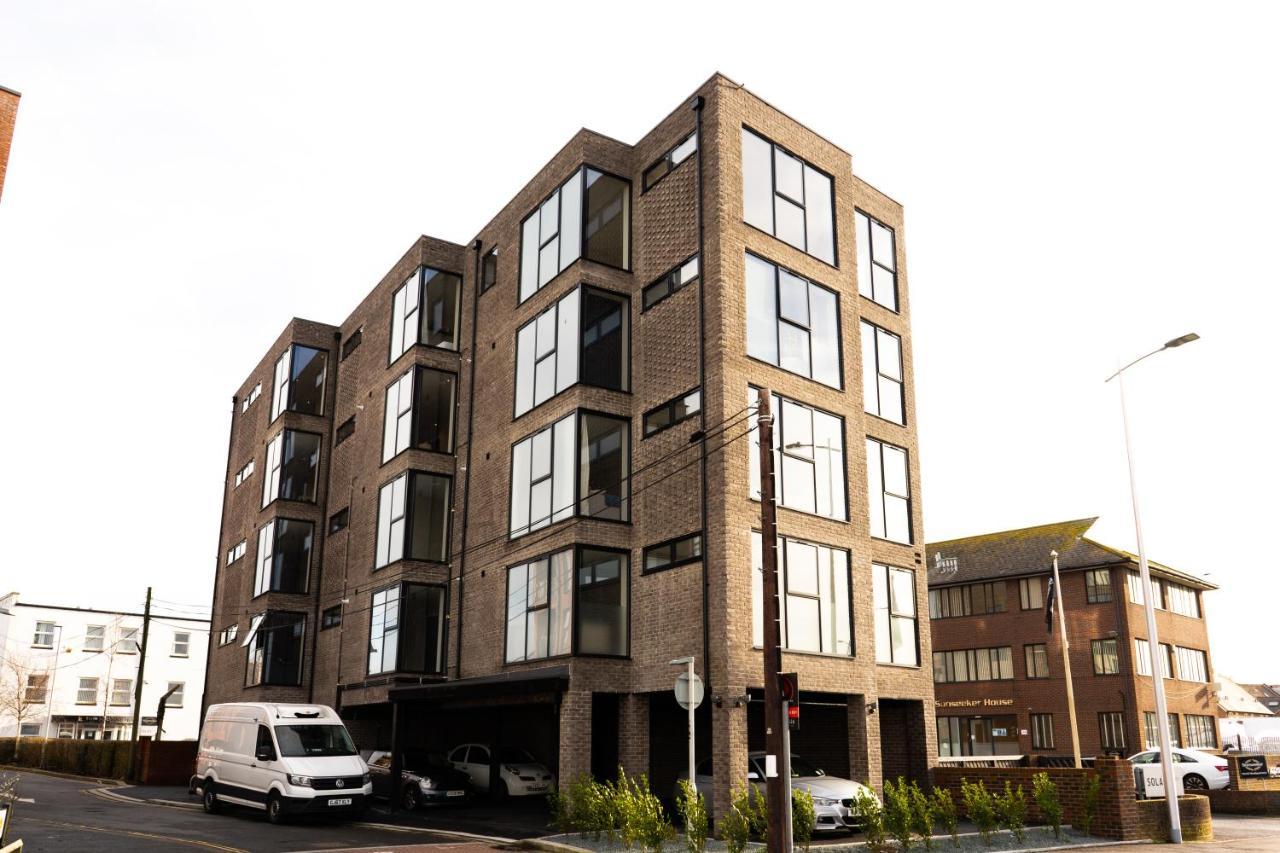 Penthouse - Harbour Views Apartment Poole Exterior foto
