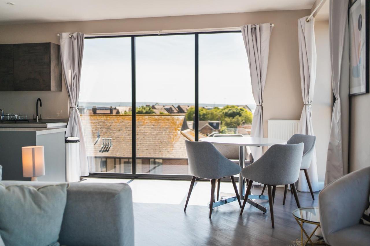 Penthouse - Harbour Views Apartment Poole Exterior foto