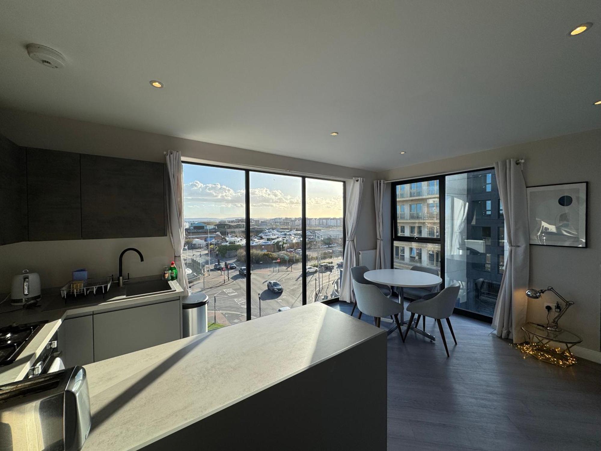 Penthouse - Harbour Views Apartment Poole Exterior foto